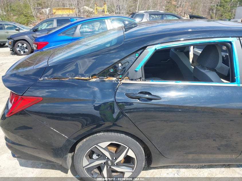2023 HYUNDAI ELANTRA auction photo 6