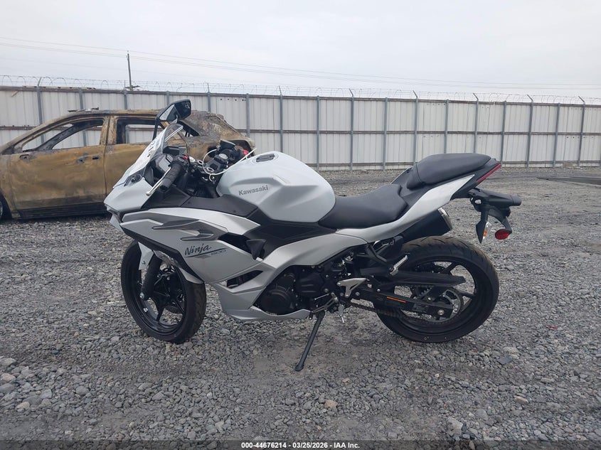 2025 Kawasaki Ex500 H VIN: ML5EXGH16SDA64379 Lot: 44676214