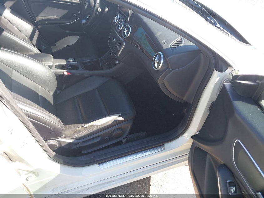 2015 Mercedes-Benz Cla 250