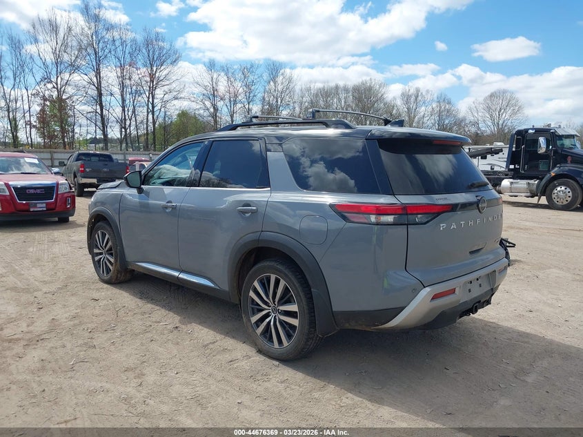 2022 Nissan Pathfinder Platinum 4Wd