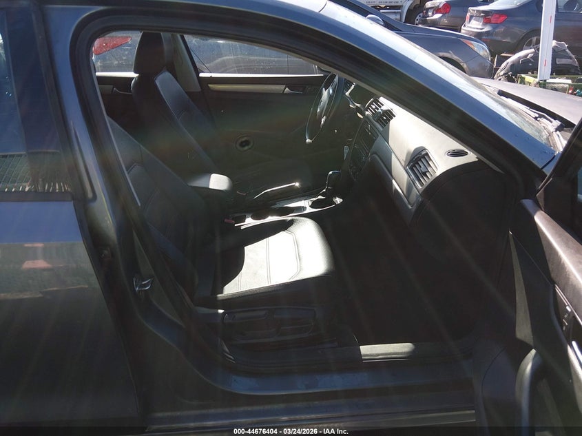 2015 Volkswagen Passat 1.8T Wolfsburg Edition