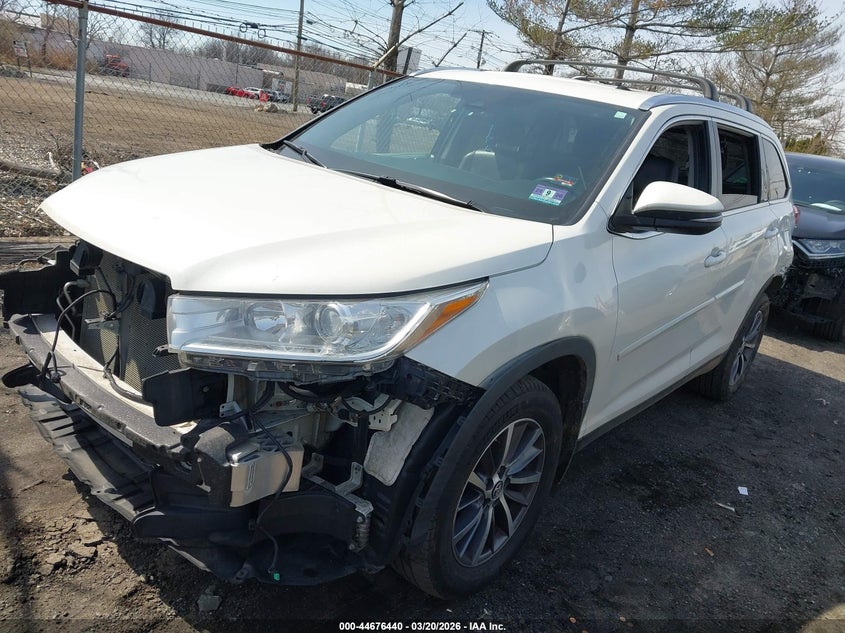 2019 Toyota Highlander Xle