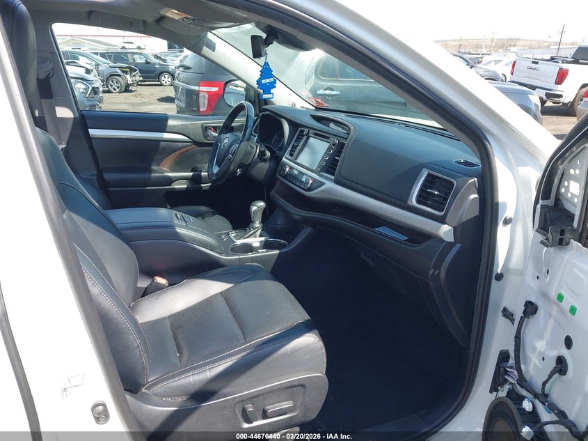 2019 Toyota Highlander Xle