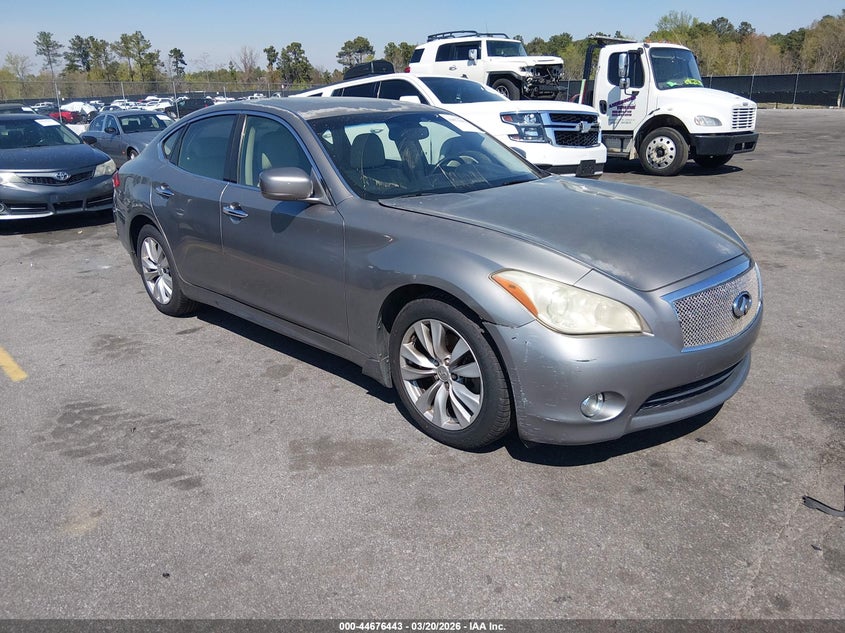 JN1AY1AP8BM520279 INFINITI M56 Photo 1