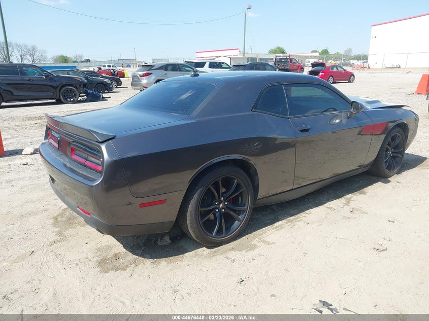 2018 Dodge Challenger Sxt