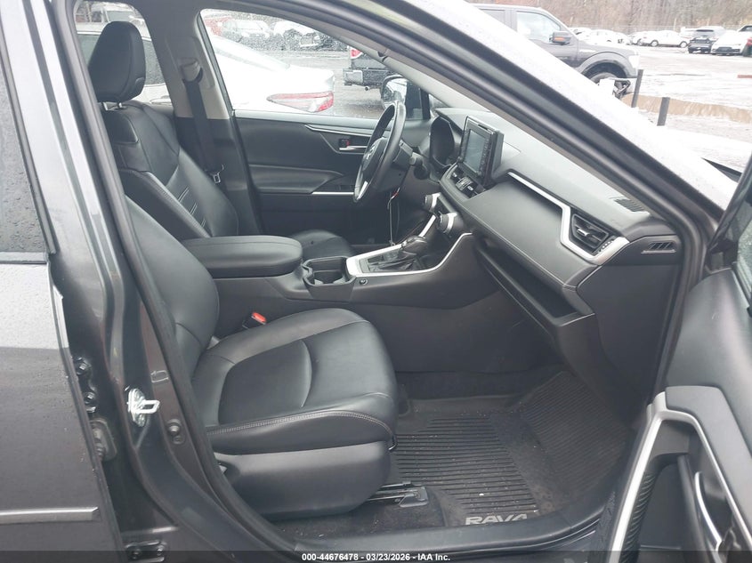 2019 Toyota Rav4 Xle Premium