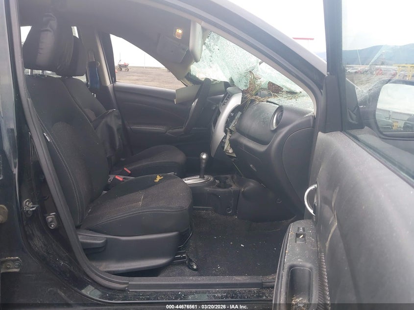 2017 Nissan Versa 1.6 Sv