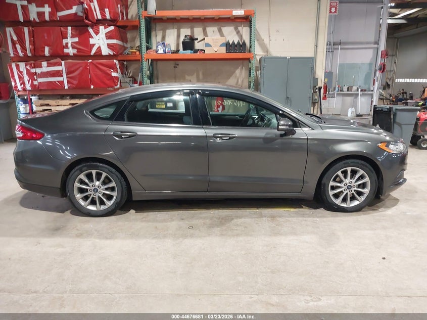 VIN 3FA6P0HD2HR393949 2017 FORD FUSION SE