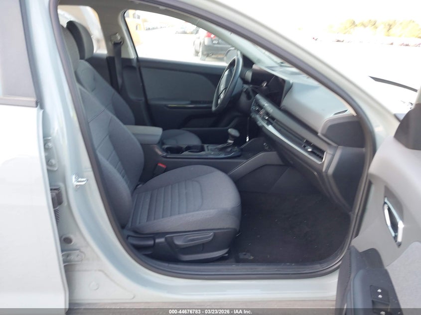 VIN 3KPFU4DE2SE031000 2025 KIA K4 EX