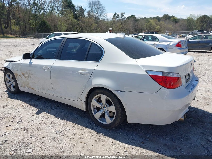 2006 BMW 525I