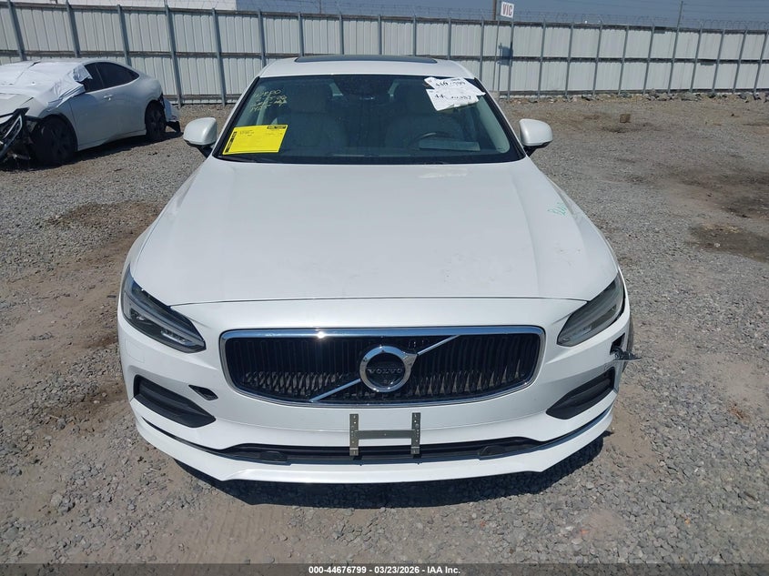 2018 Volvo S90 T5 Momentum VIN: LVY982MK2JP021425 Lot: 44676799