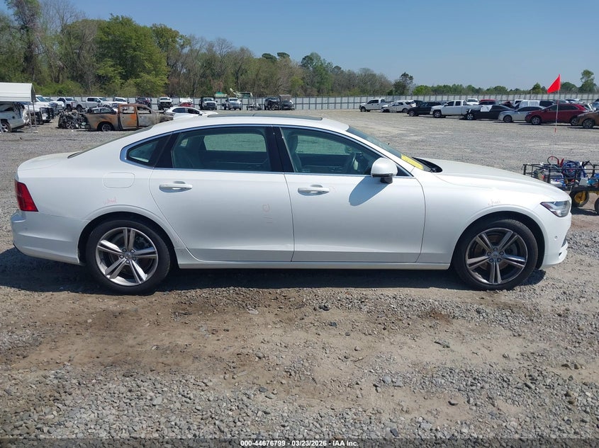 2018 Volvo S90 T5 Momentum VIN: LVY982MK2JP021425 Lot: 44676799