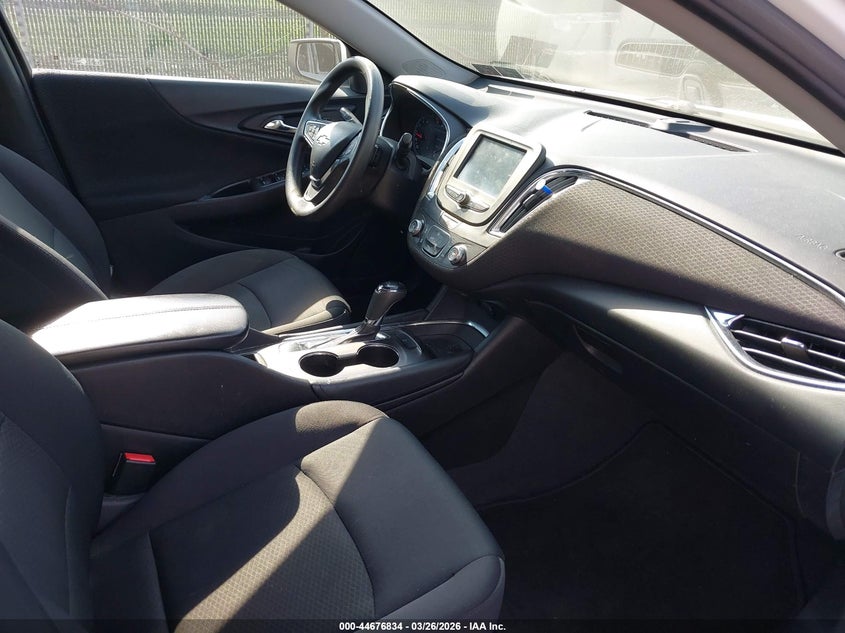 2017 Chevrolet Malibu 1Lt