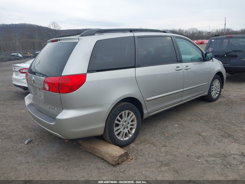 2007 Toyota Sienna Le