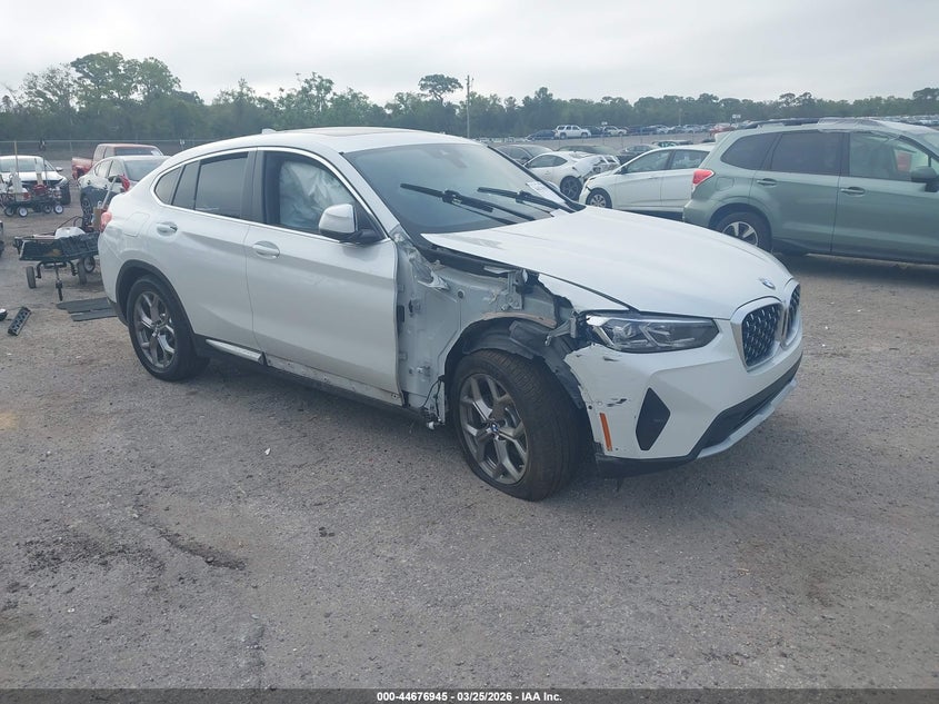 2024 BMW X4 xDrive30I