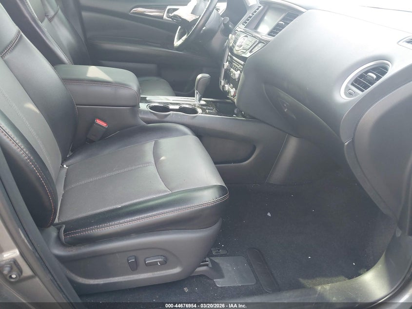 2020 Nissan Pathfinder Sl 2Wd