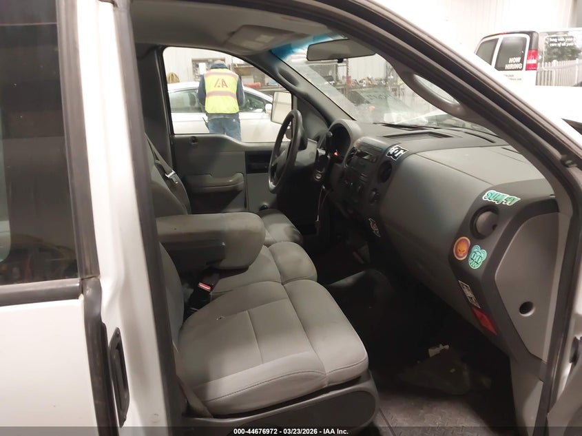 2005 Ford F-150 Stx/Xl/Xlt