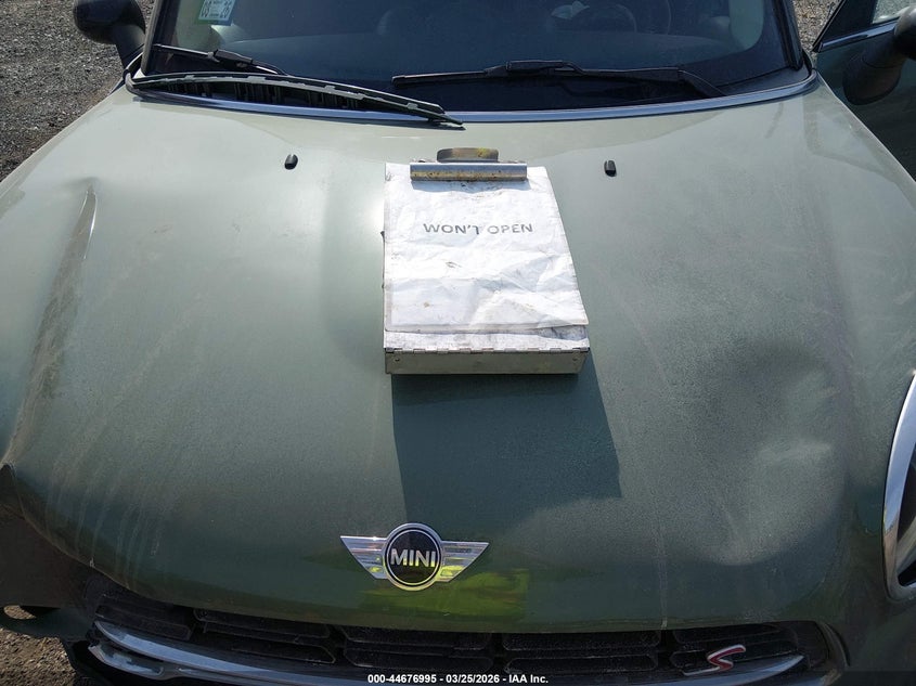 2015 Mini Countryman Cooper S VIN: WMWZC3C5XFWP52685 Lot: 44676995