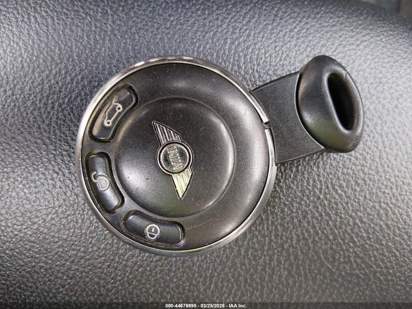 2015 Mini Countryman Cooper S VIN: WMWZC3C5XFWP52685 Lot: 44676995