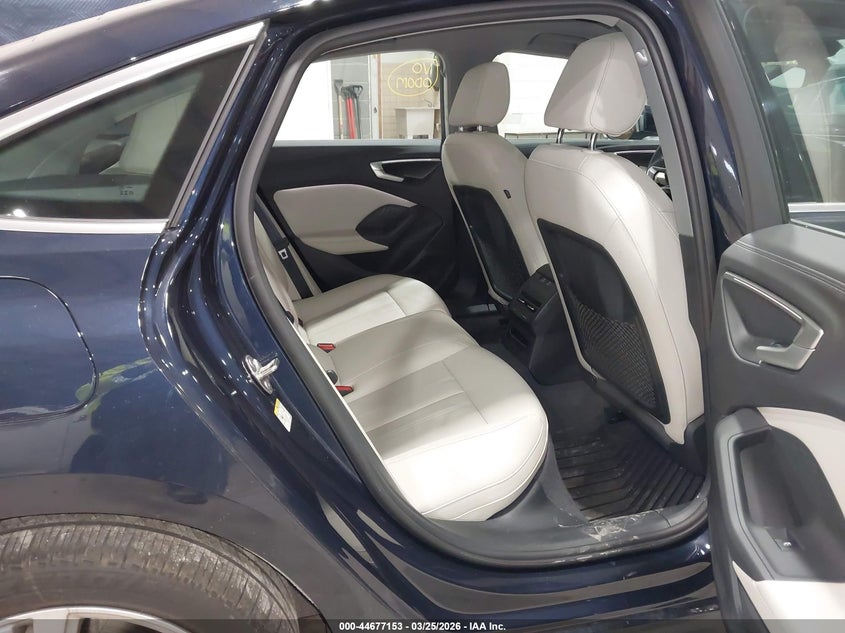 VIN WAU1BCFU4SN046024 2025 AUDI ALL-NEW A5 PREMIUM TFSI QUATTRO S TRONIC