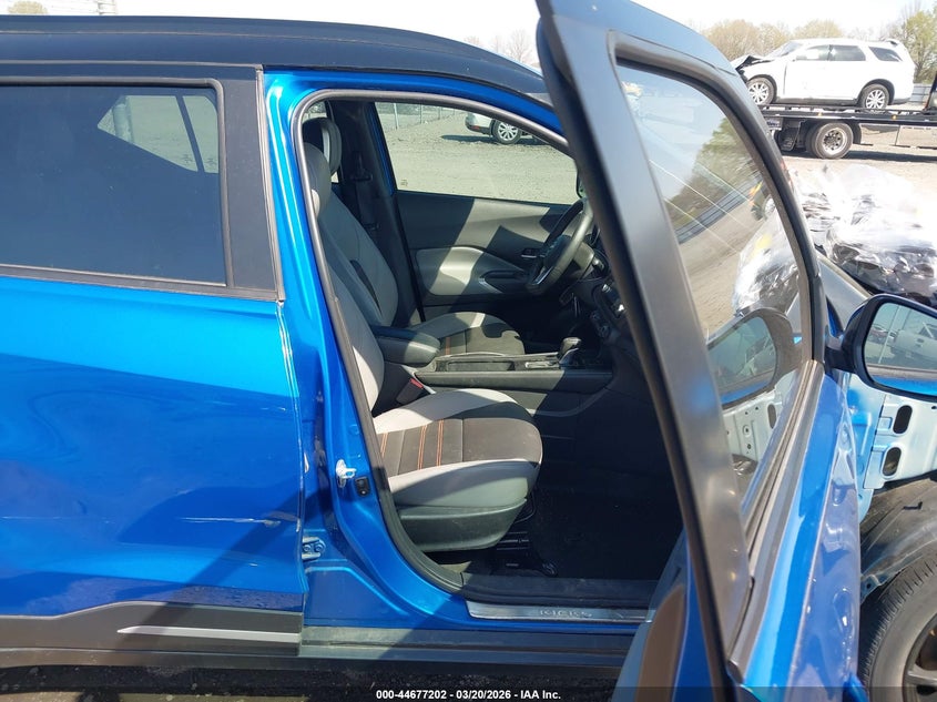 2023 Nissan Kicks Sr Xtronic Cvt