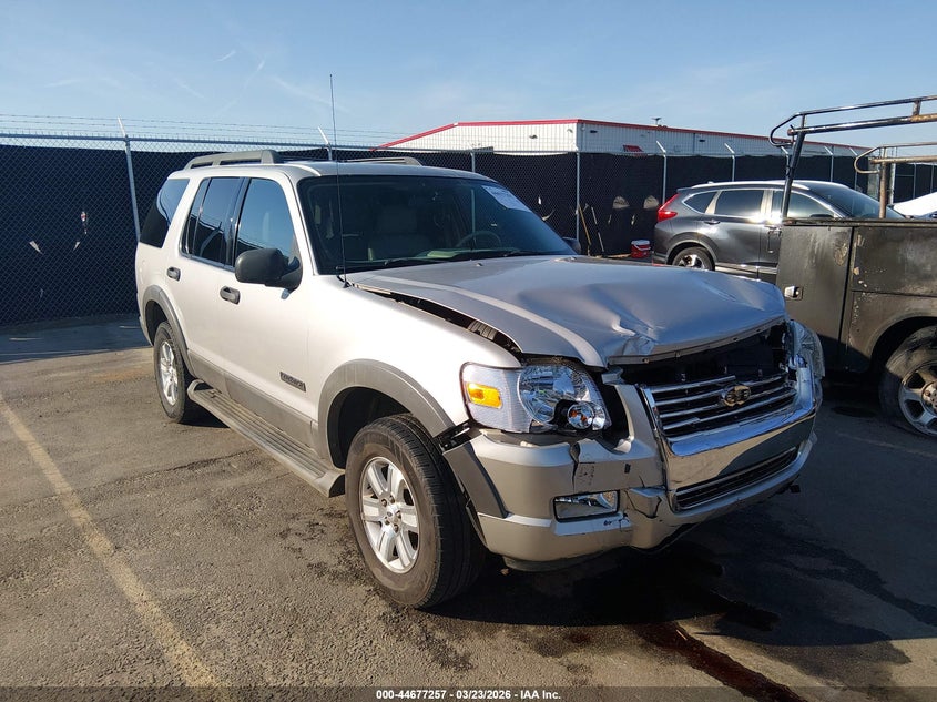 2006 Ford Explorer Xlt