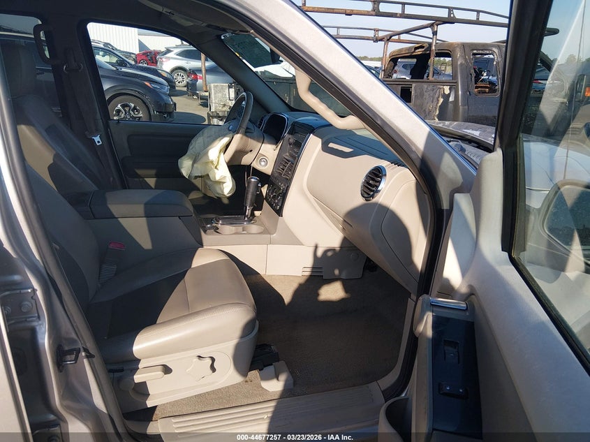 2006 Ford Explorer Xlt