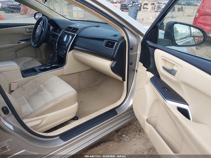 2017 Toyota Camry Le