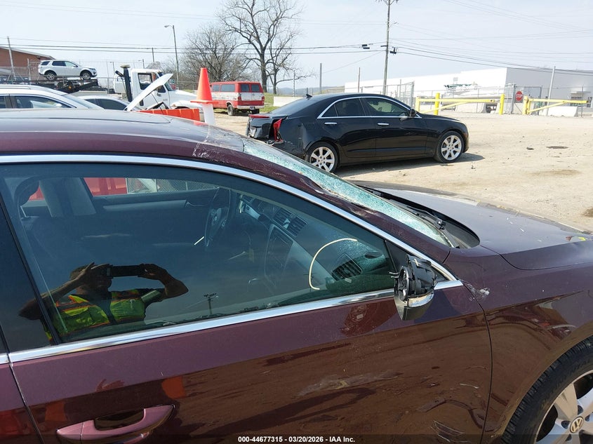 2013 Volkswagen Passat 2.0L Tdi Se VIN: 1VWBN7A31DC008511 Lot: 44677315