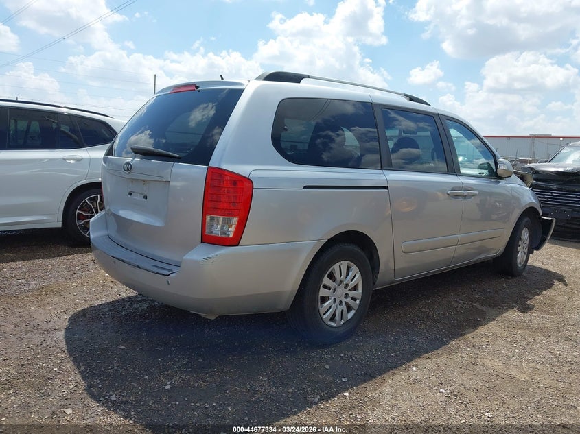 2011 Kia Sedona Lx