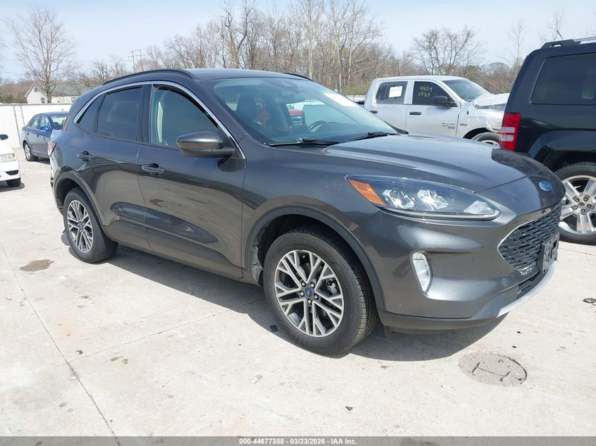 2020 Ford Escape Sel