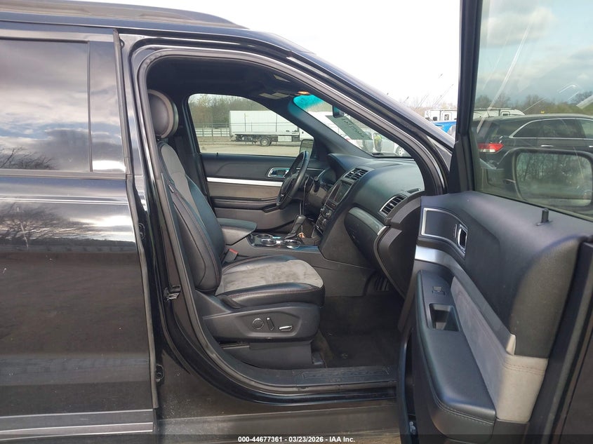 2017 Ford Explorer Xlt