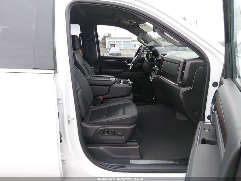 2025 GMC Sierra 1500 4Wd Short Box Slt