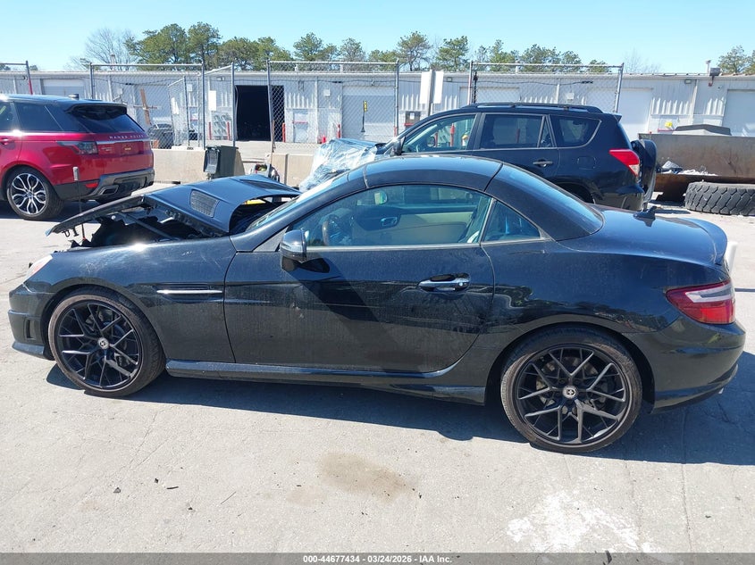 2013 Mercedes-Benz Slk 250 VIN: WDDPK4HA2DF051537 Lot: 44677434