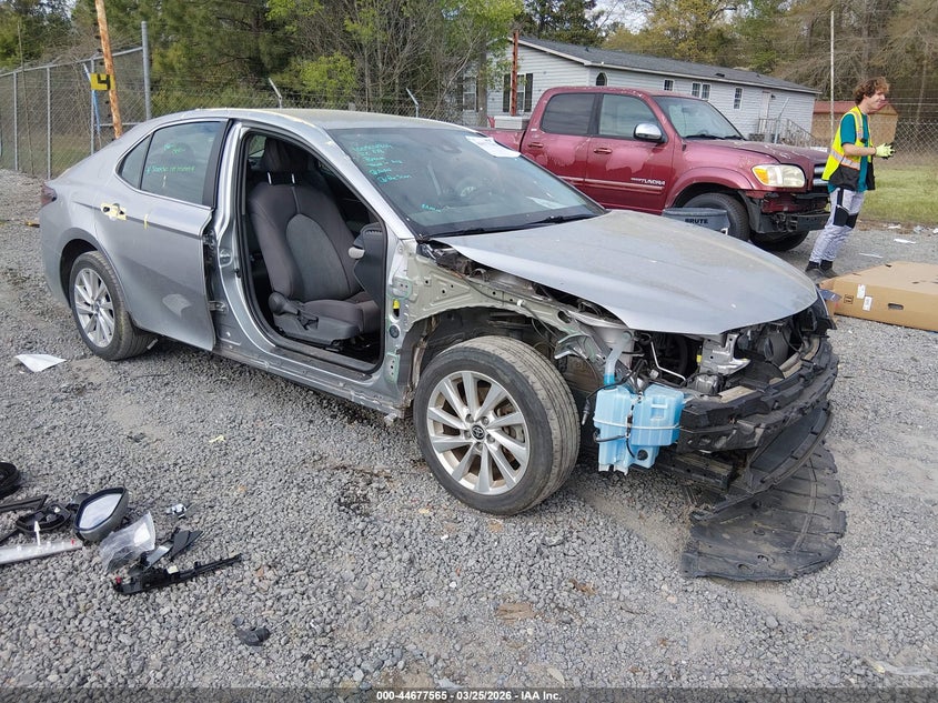 2021 Toyota Camry Le