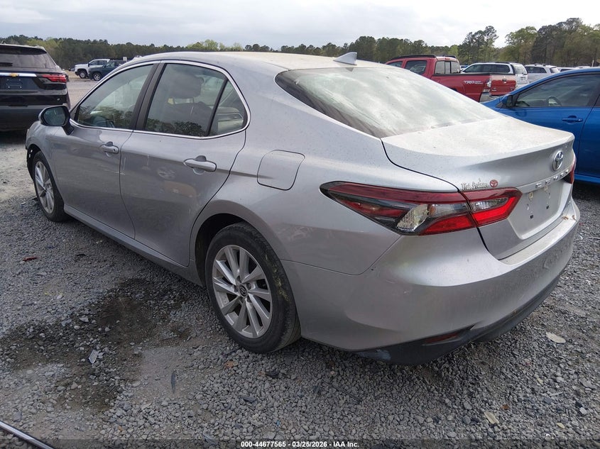 2021 Toyota Camry Le