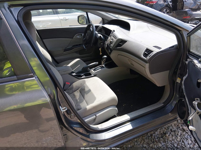 2HGFB2F69CH555770 2012 Honda Civic 1.8 Hf grey