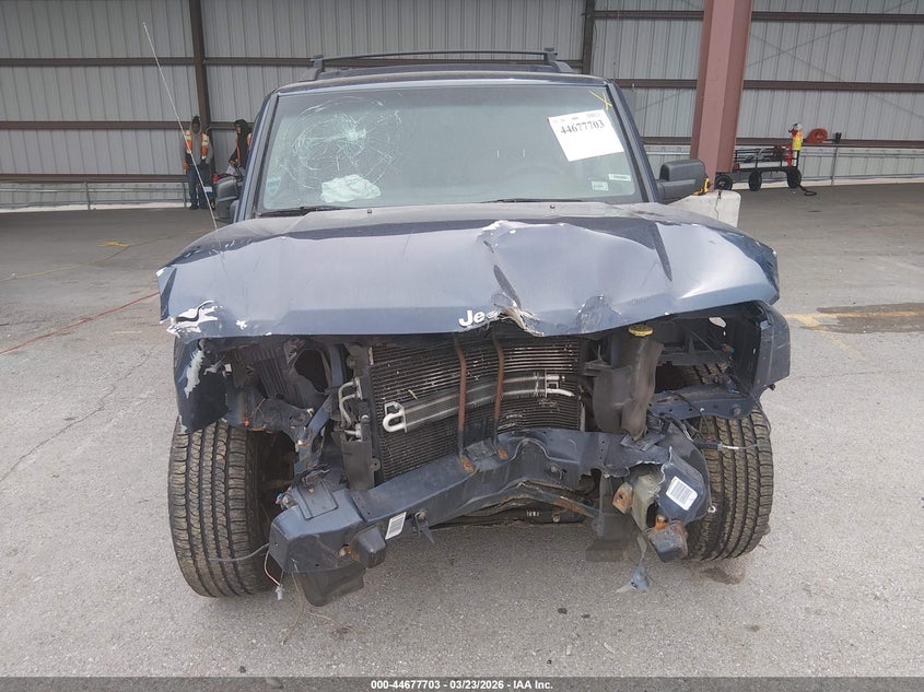 2008 Jeep Commander Sport VIN: 1J8HG48K58C215002 Lot: 44677703