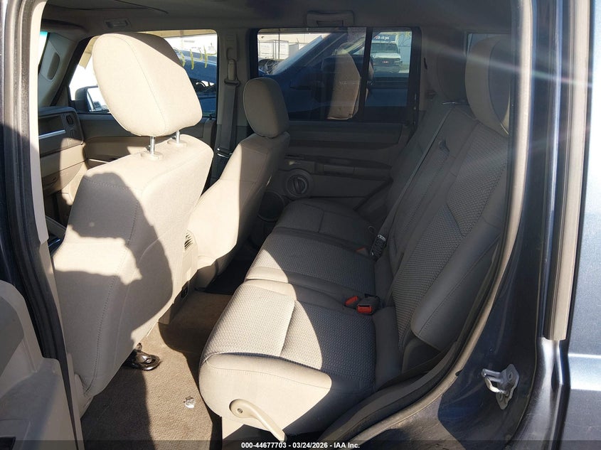 2008 Jeep Commander Sport VIN: 1J8HG48K58C215002 Lot: 44677703