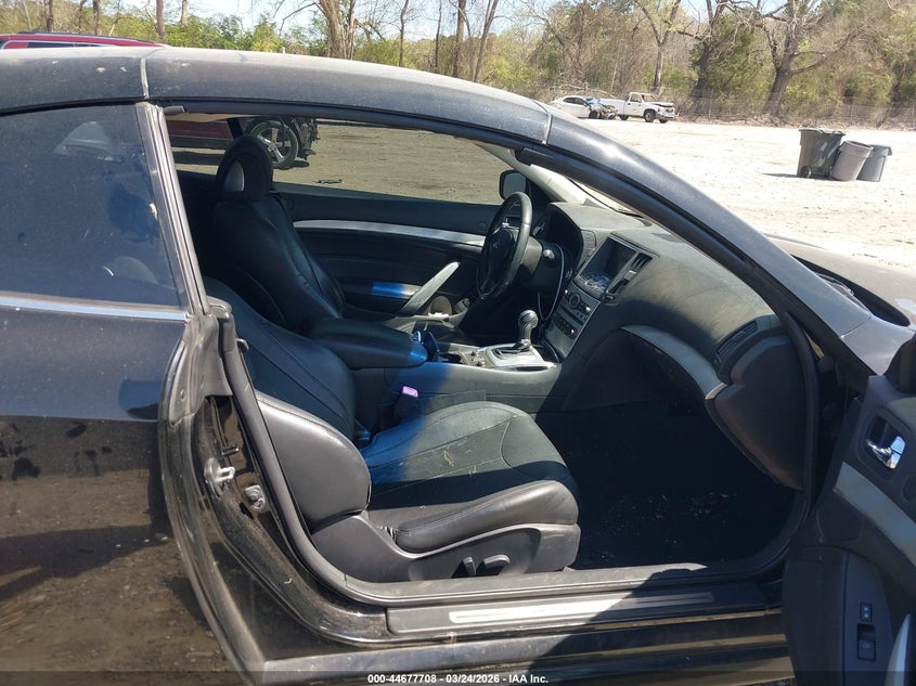 2013 Infiniti G37