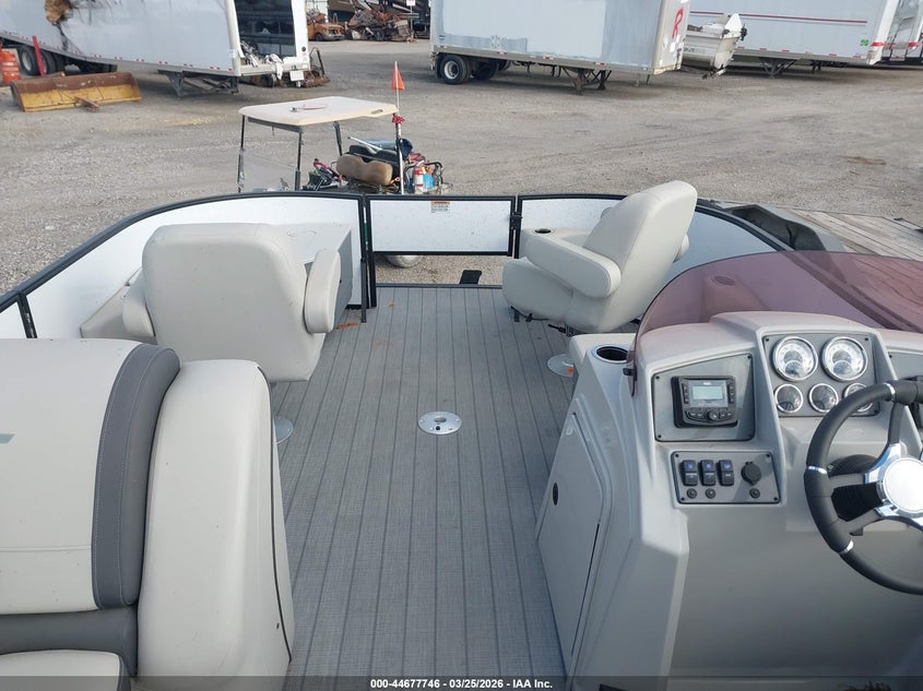 2025 STARCRAFT PONTOON auction photo 5
