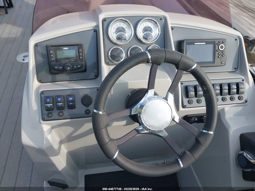 2025 STARCRAFT PONTOON auction photo 7