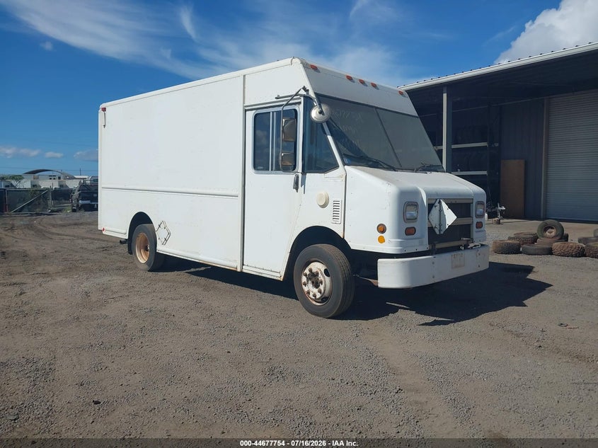2007 FREIGHTLINER CHASSIS M LINE WALK-IN VAN