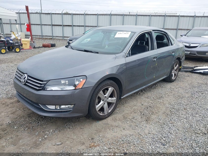 2015 Volkswagen Passat 1.8T Limited Edition