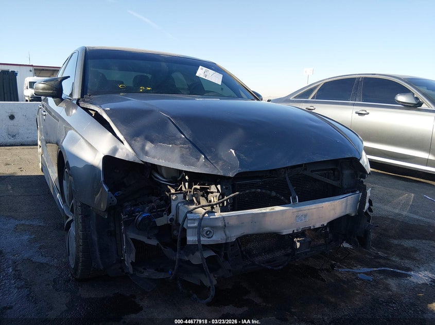 2018 Audi S3 2.0T Premium Plus VIN: WAUB1GFF1J1006330 Lot: 44677918