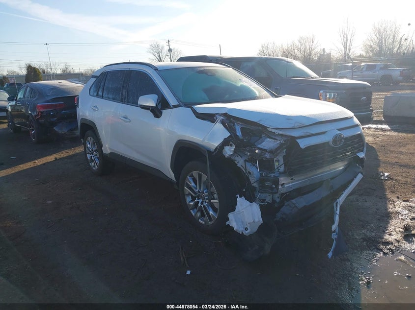 2025 Toyota Rav4 Xle Premium