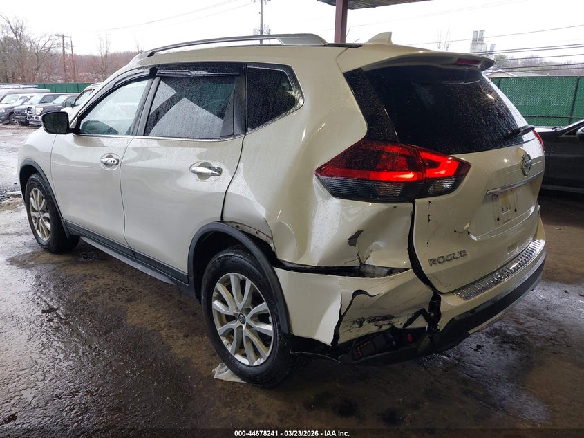 2018 Nissan Rogue Sv