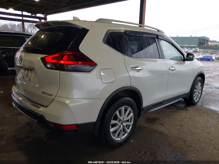 2018 Nissan Rogue Sv