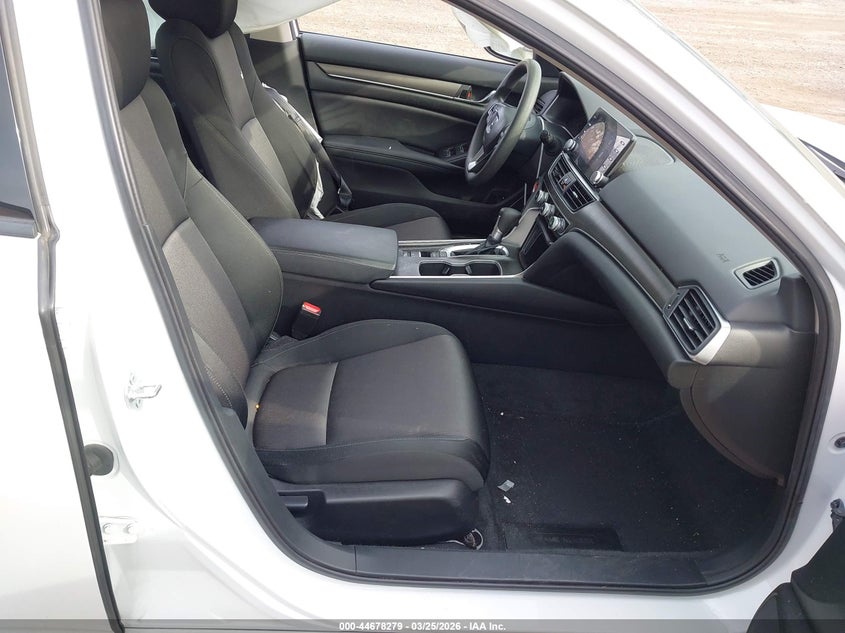 VIN 1HGCV1F17NA025257 2022 HONDA ACCORD LX