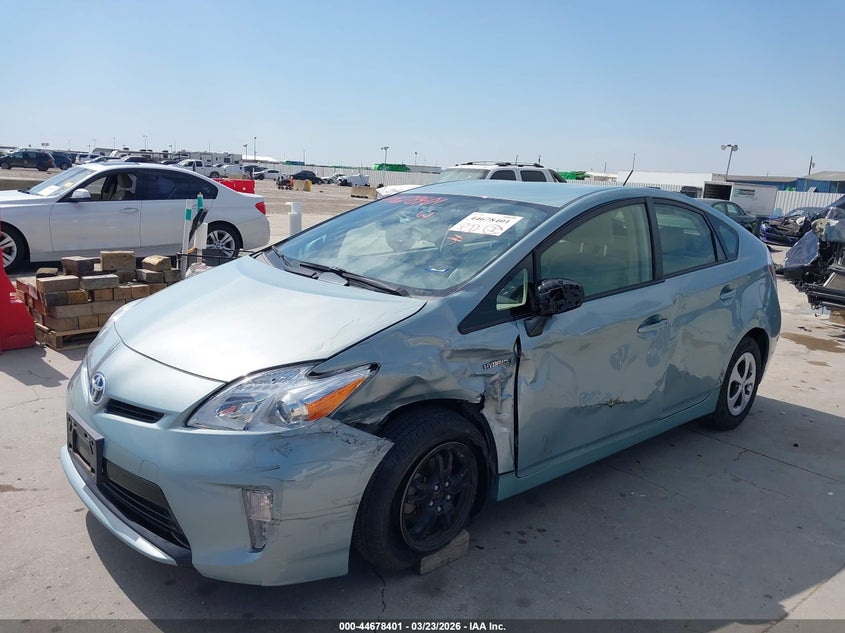 2015 Toyota Prius Three